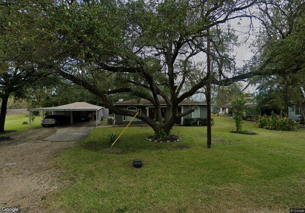 3915 2nd St, Pearland, TX 77581 - photo 1