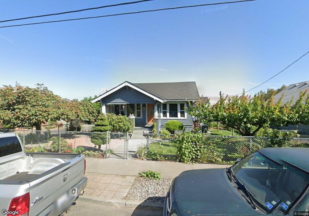 1701 E 9th St, the Dalles, OR 97058 - photo 1