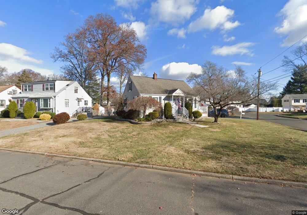 2 Fitzsimmons Ave, Middlesex, NJ 08846 - photo 1