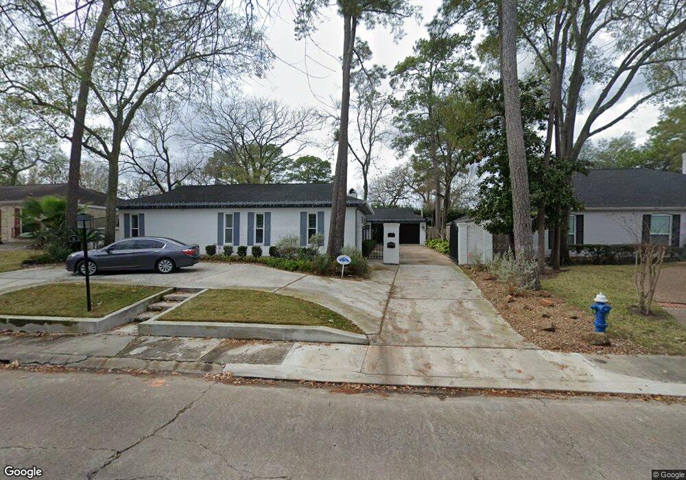 18 Briar Hill Dr, Houston, TX 77042 - photo 1