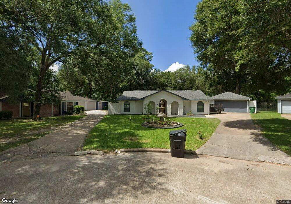 6435 Fairwood Dr, Houston, TX 77088 - photo 1