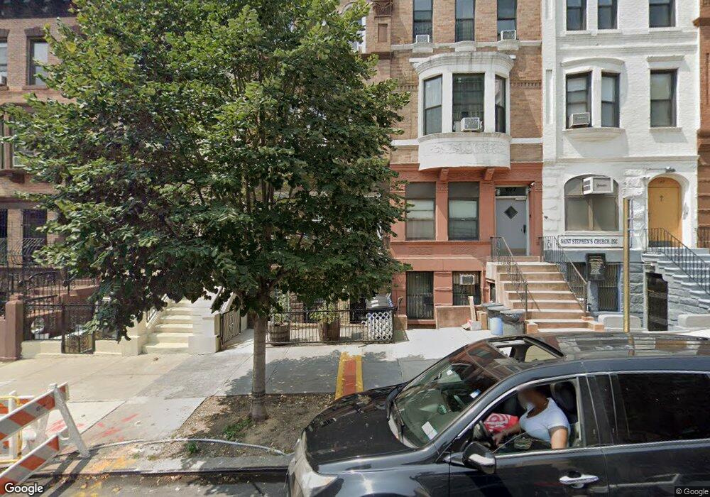 195 Edgecombe Ave, New York, NY 10030 - photo 1