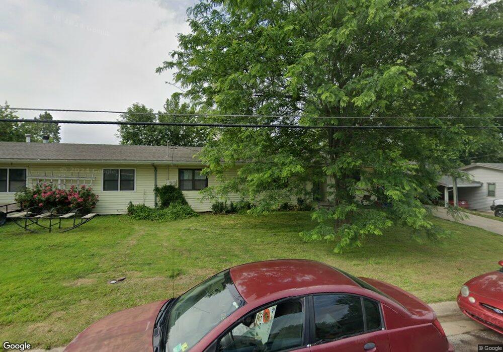 1702 SW 66th St, Topeka, KS 66619 - photo 1