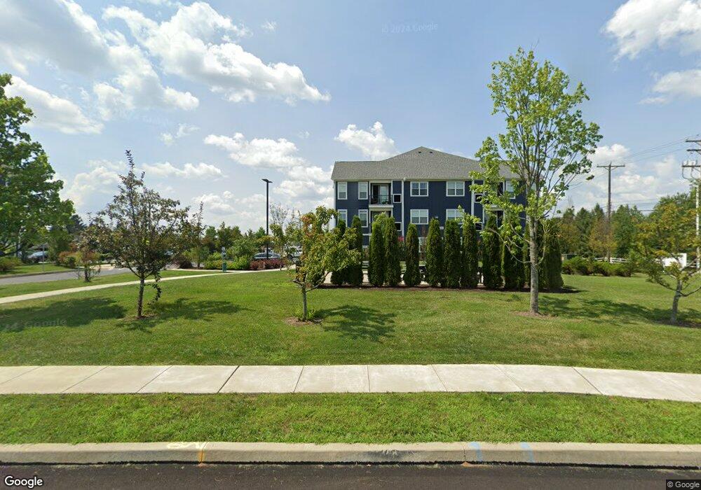 2280 Lafayette Park Dr unit 18, Easton, PA 18040 - photo 1