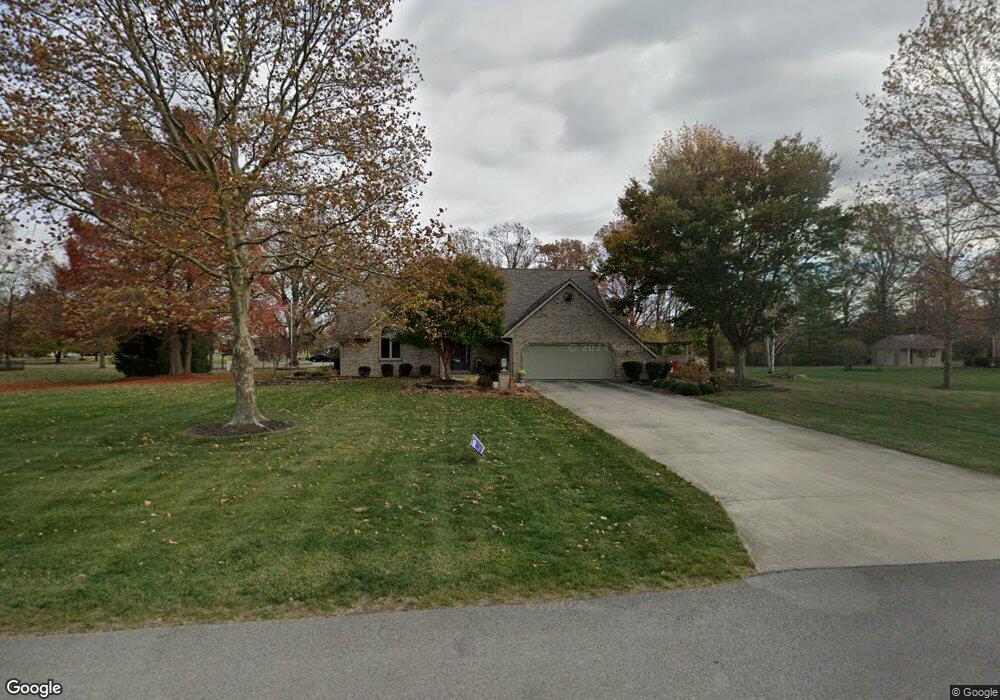 3725 Linfield Ln, Lima, OH 45806 - photo 1