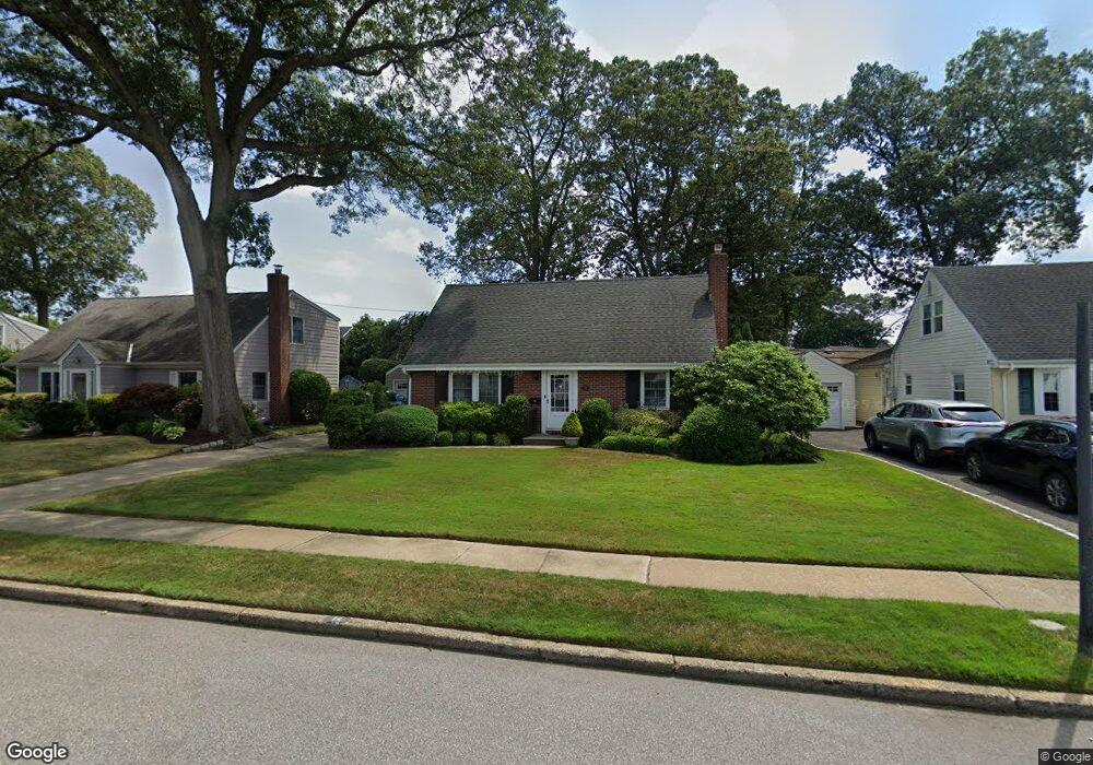 19 Cliff Rd, Merrick, NY 11566 - photo 1