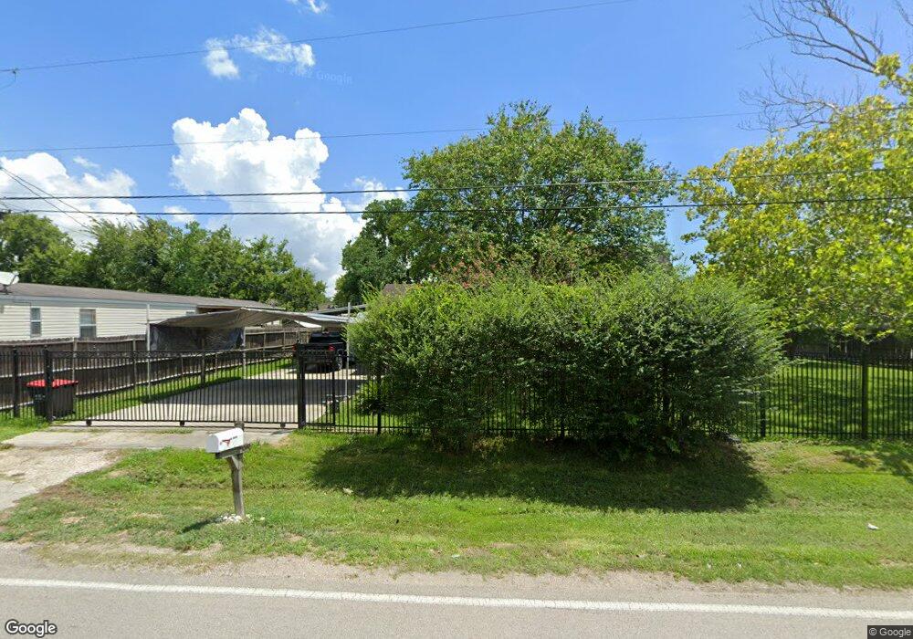 905 Beacon St, Houston, TX 77015 - photo 1