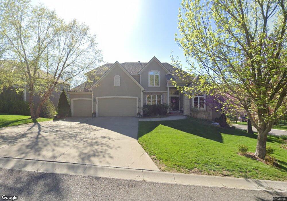 7640 Alden Rd, Shawnee, KS 66216 - photo 1