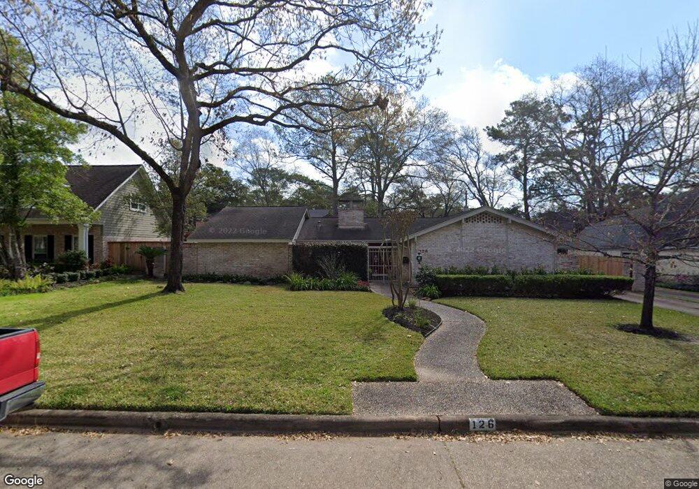 126 Plantation Rd, Houston, TX 77024 - photo 1