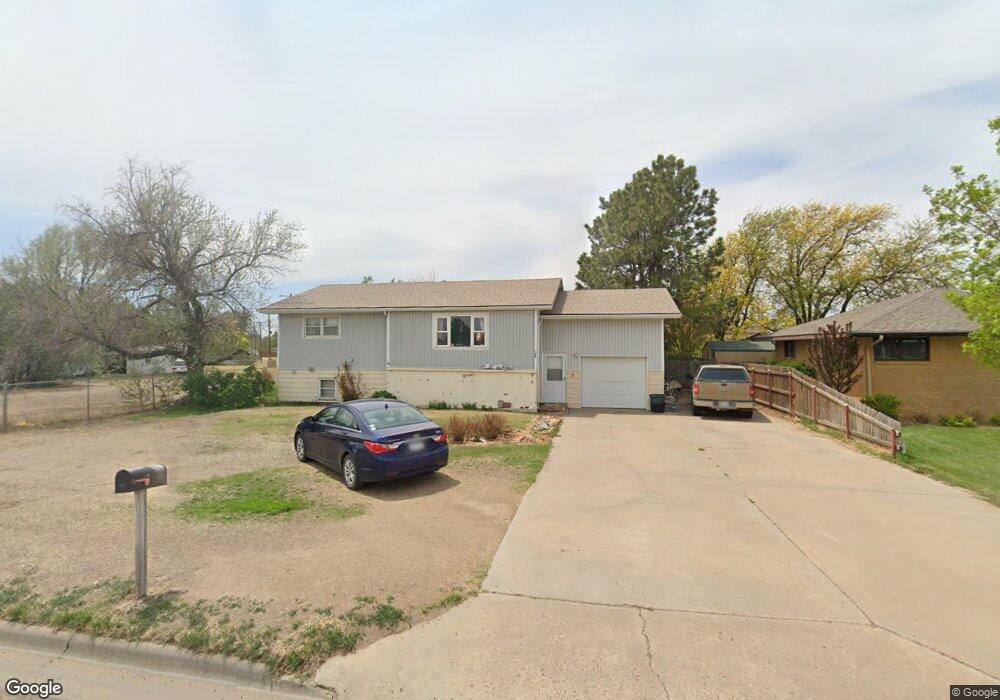 109 S Washington St, Hugoton, KS 67951 - photo 1