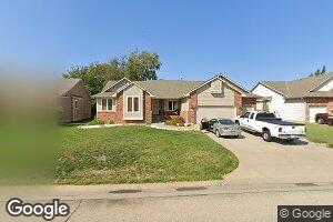 3119 N Lakecrest Cir, Wichita, KS 67205
