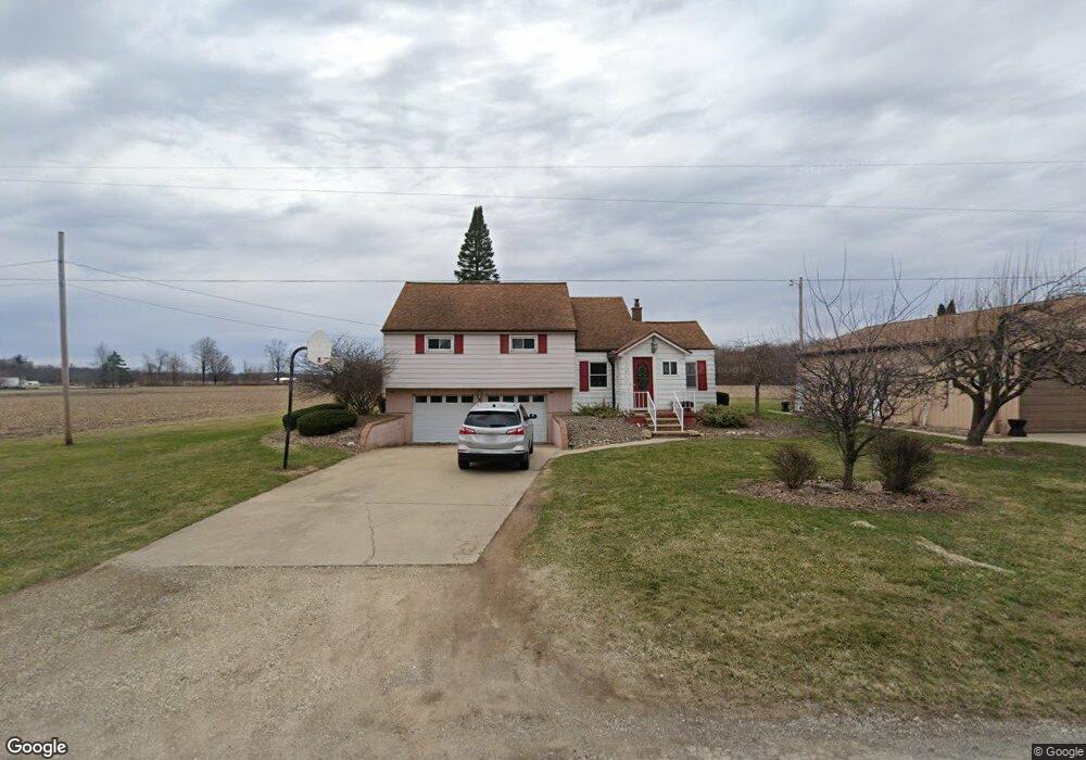 10940 Block Rd, Birch Run, MI 48415 - photo 1