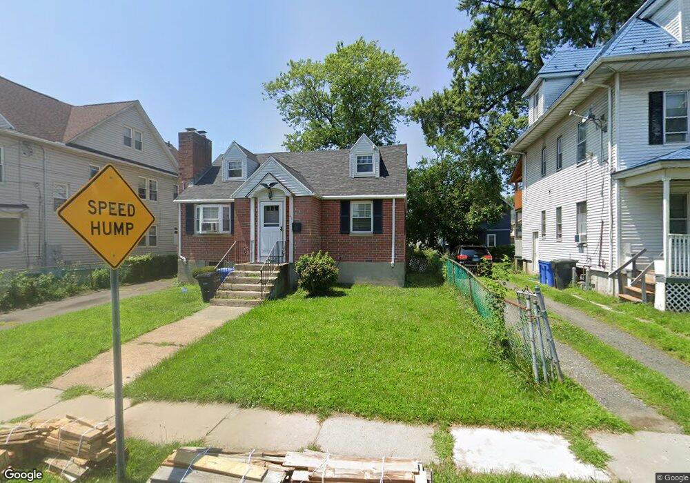 41 Kent St, Hartford, CT 06112 - photo 1