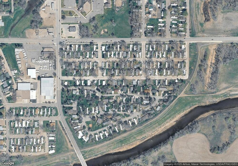 807 Poplar St, Mandan, ND 58554 - photo 1