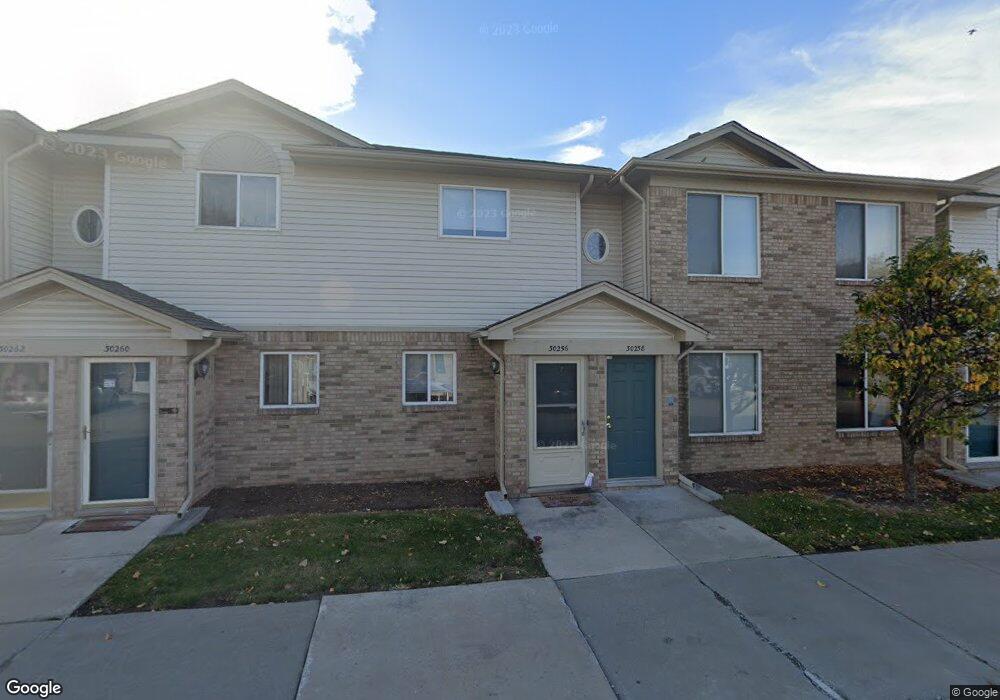 30256 Wedgewood Cir unit 56, Roseville, MI 48066 - photo 1