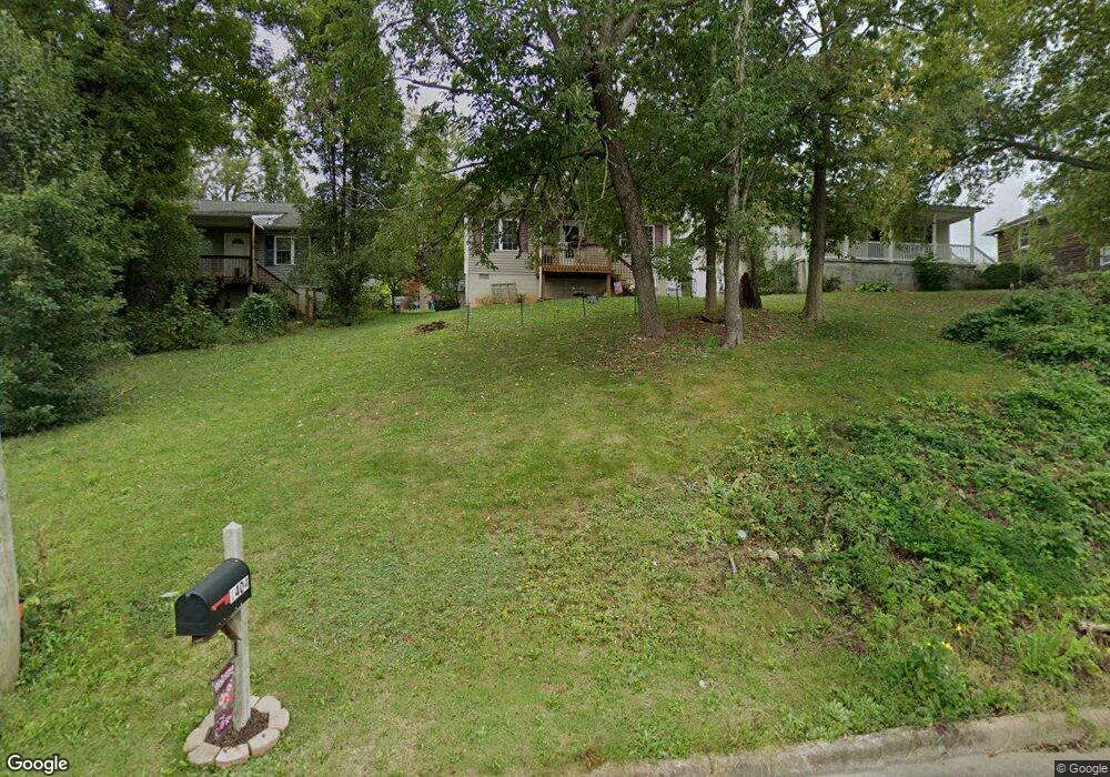 1404 C St, Waynesboro, VA 22980 - photo 1