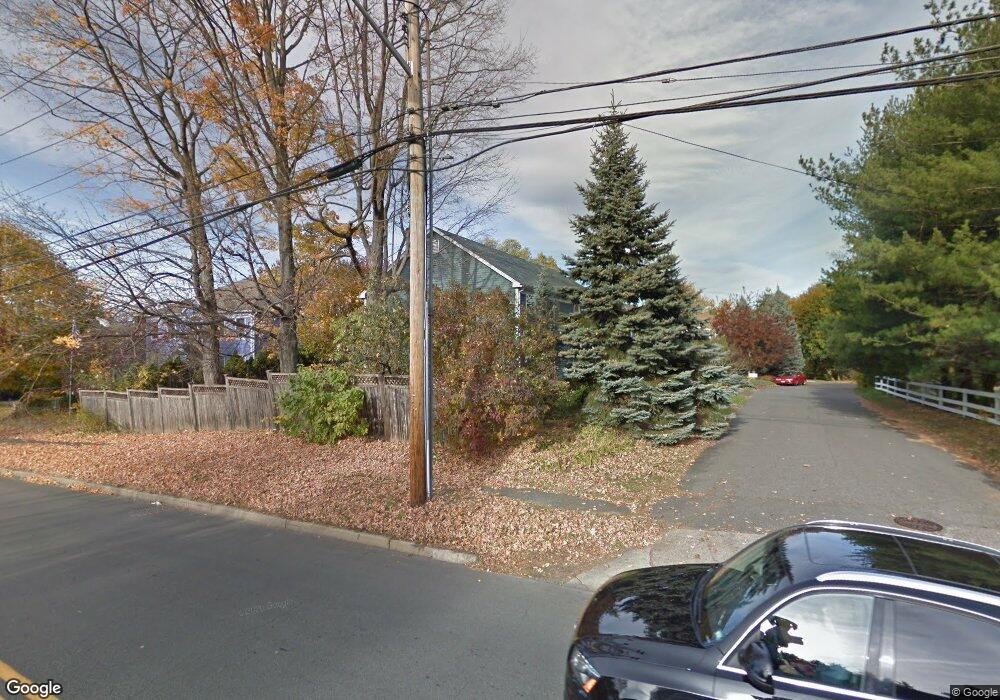 21 S Benson Commons, Fairfield, CT 06824 - photo 1