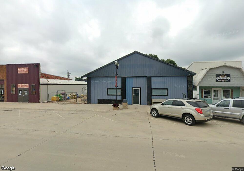 210 W Robbins St, Graettinger, IA 51342 - photo 1