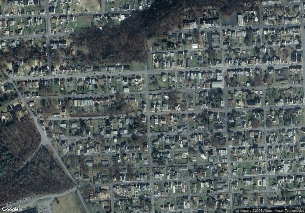 1453 W Mulberry St, Coal Township, PA 17866 - photo 1