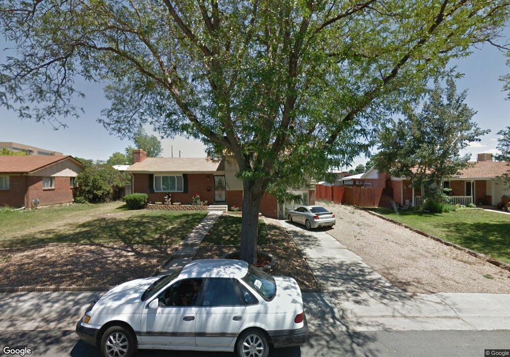 662 Evanston St, Aurora, CO 80011 - photo 1