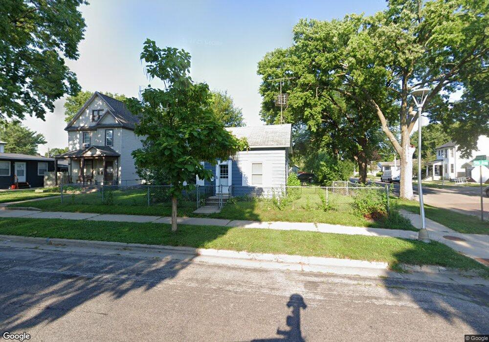 1127 5th Ave S, La Crosse, WI 54601 - photo 1