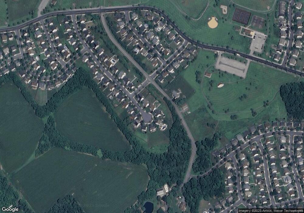 3643 Vista Dr, Macungie, PA 18062 - photo 1