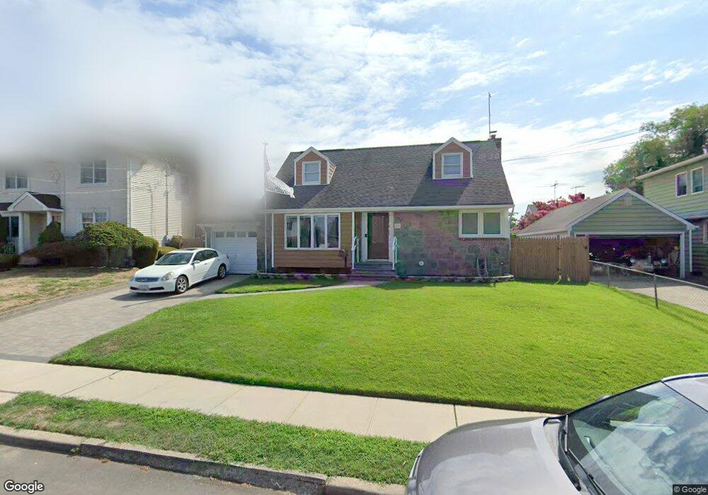 53 Commonwealth St, Franklin Square, NY 11010 - photo 1