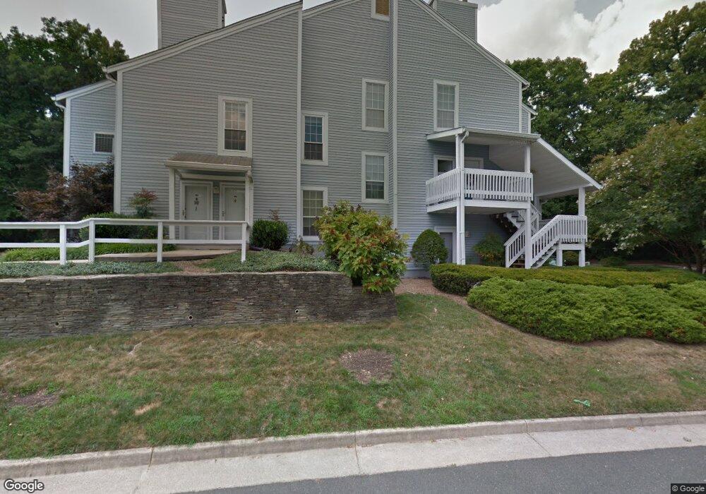 11983 Cardamom Dr, Woodbridge, VA 22192 - photo 1