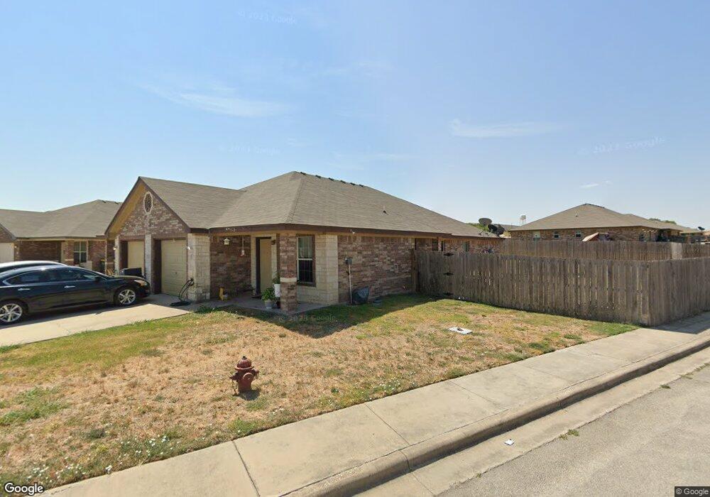 1101 Leah Dr, Troy, TX 76579 - photo 1