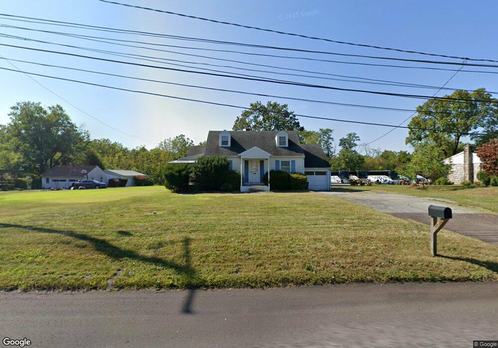 1352 Ben Franklin Hwy E, Douglassville, PA 19518 - photo 1