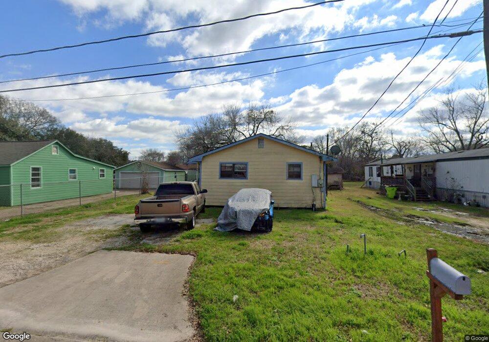617 Washington St, Rosenberg, TX 77471 - photo 1
