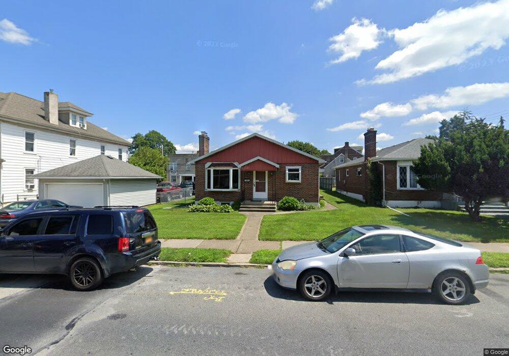 405 N Irving St unit 409, Allentown, PA 18109 - photo 1