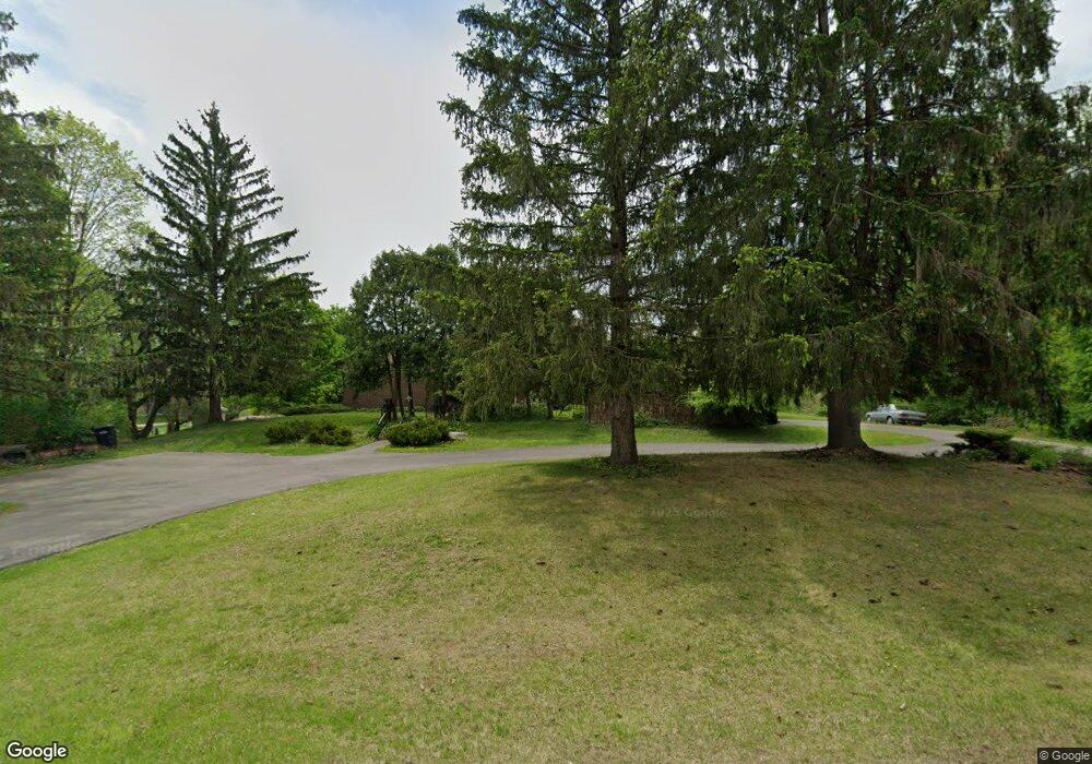 5677 Vineyard Rd, Fitchburg, WI 53575 - photo 1