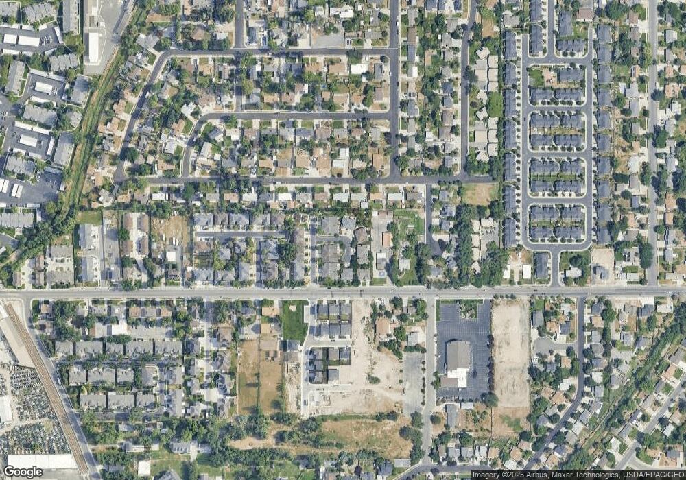 258 E Evergreen Pine Ln, Sandy, UT 84070 - photo 1