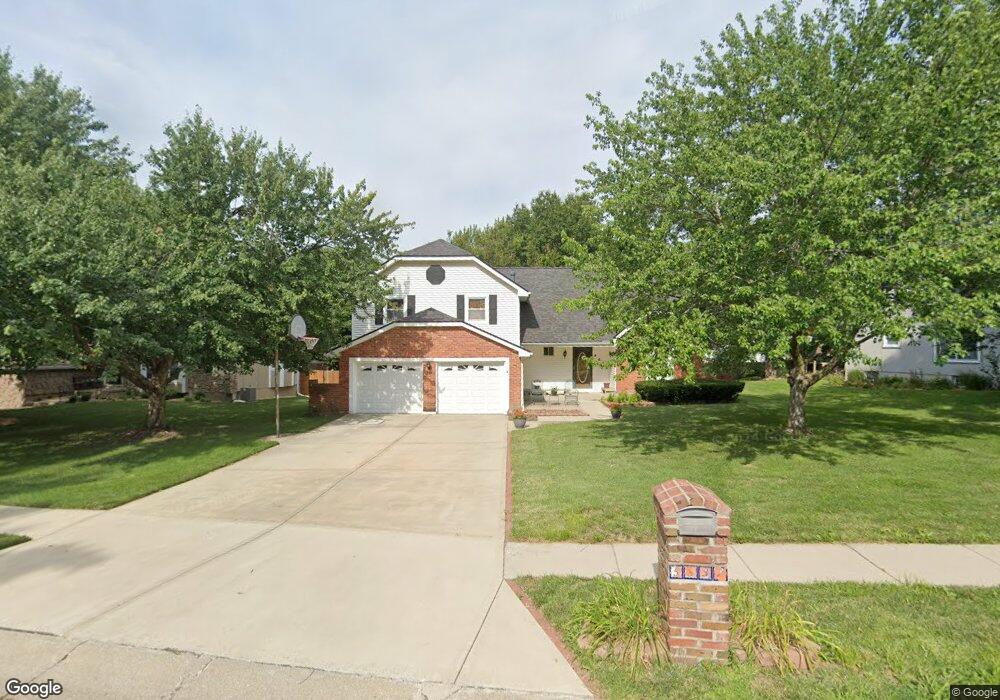 5532 Westgate St, Shawnee, KS 66216 - photo 1