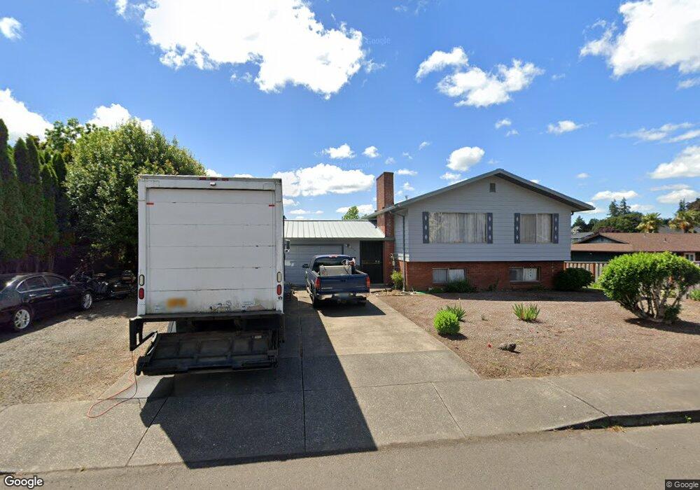 875 N Birch St, Canby, OR 97013 - photo 1