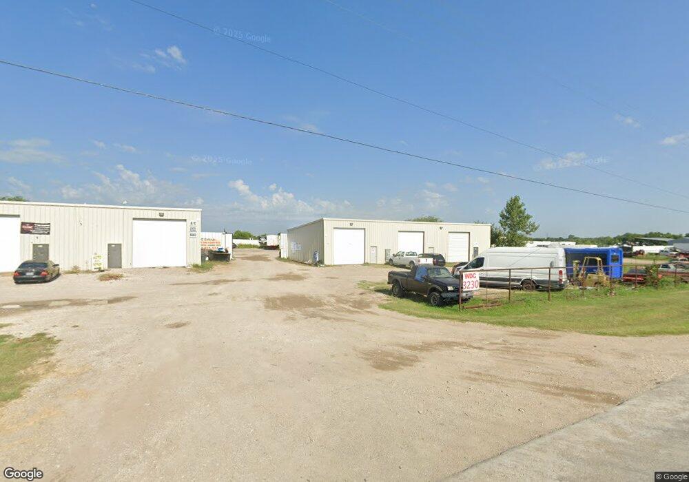 3230 S Highway 77, Waxahachie, TX 75165 - photo 1