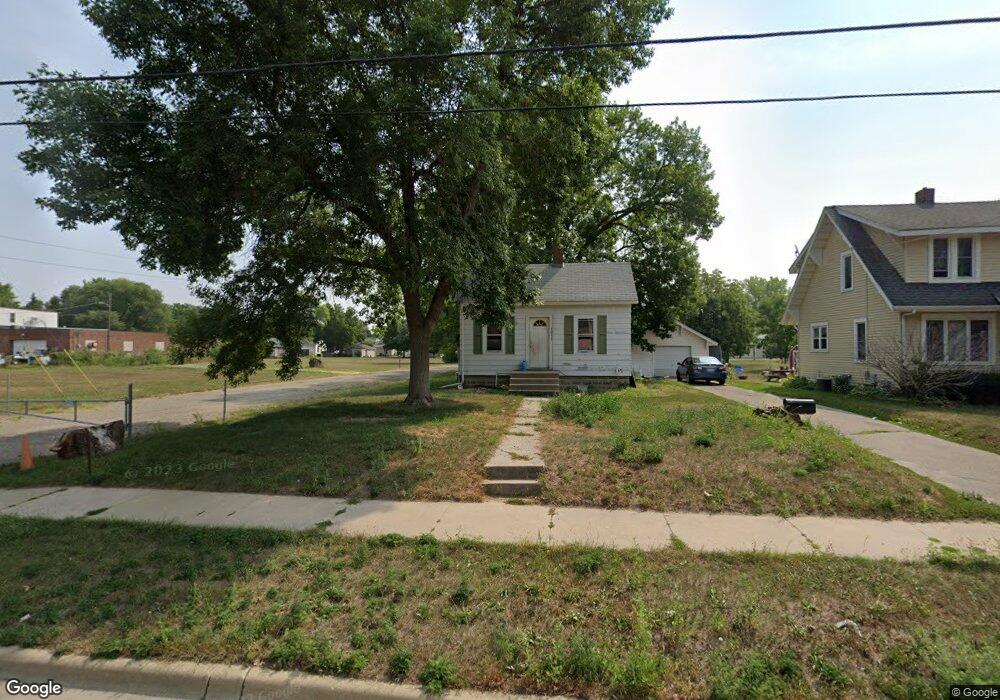 1011 4th St SE, Austin, MN 55912 - photo 1