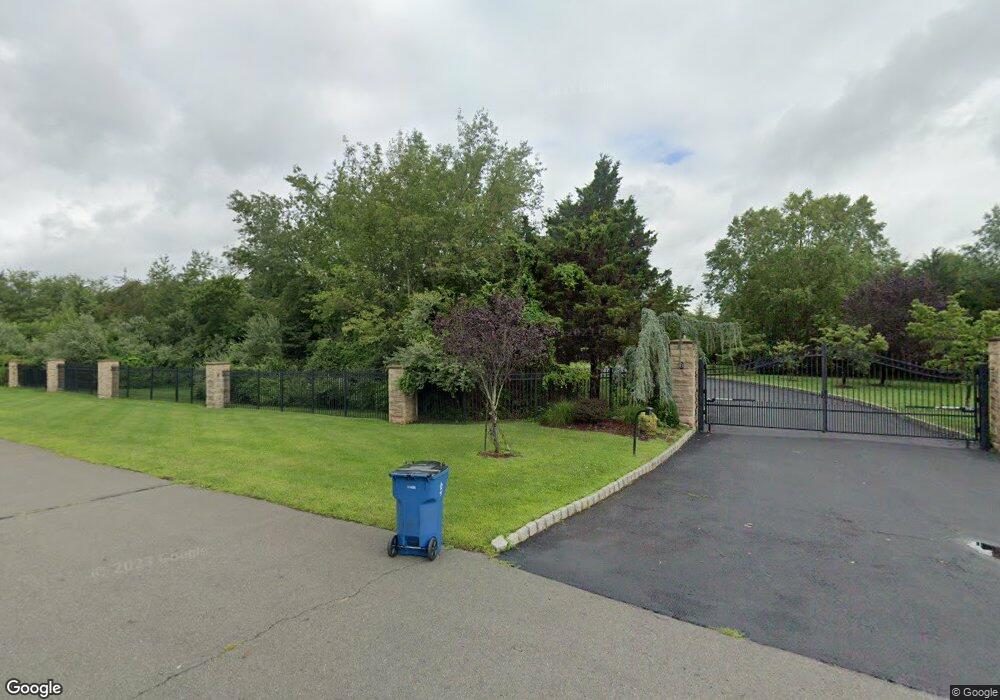 8 Hans Voji Dr, Franklin Park, NJ 08823 - photo 1