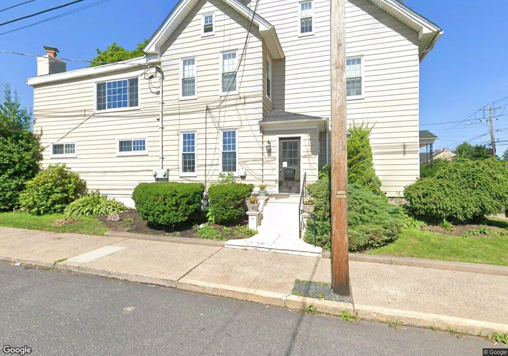 600 W Broad St unit 4, Quakertown, PA 18951 - photo 1