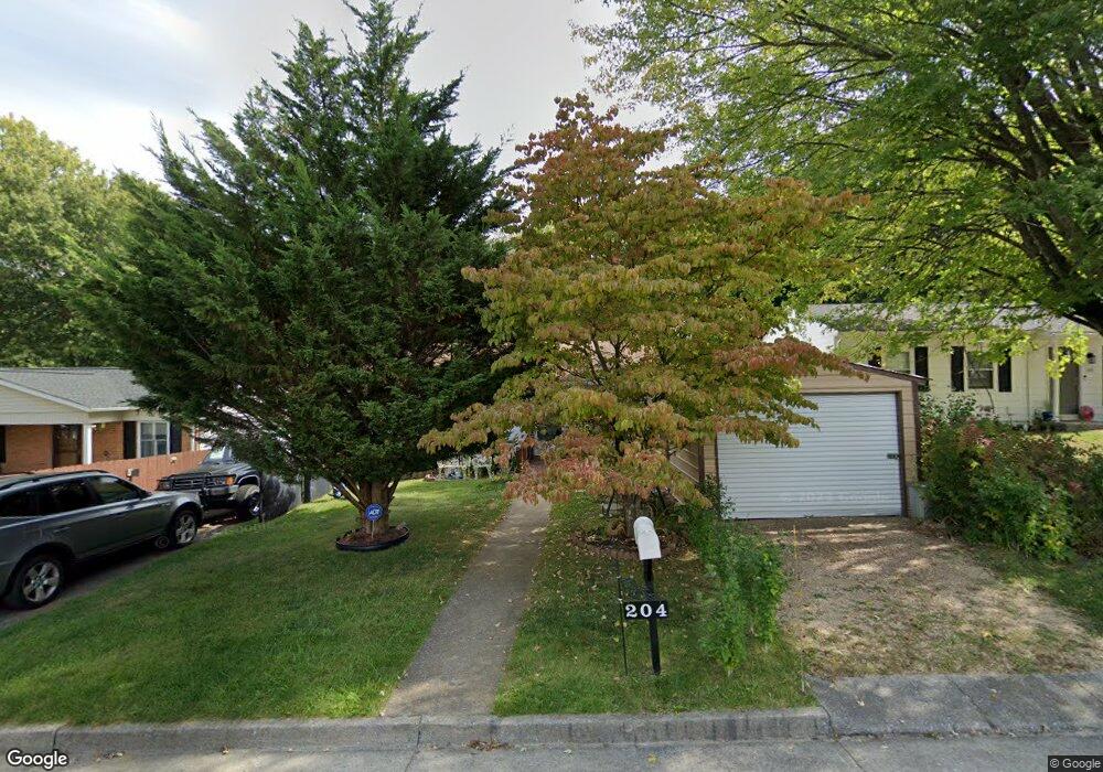 204 Elkin Cir, Waynesboro, VA 22980 - photo 1