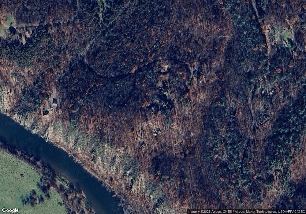 1050 Potomac Overlook Dr, Levels, WV 25431 - photo 1