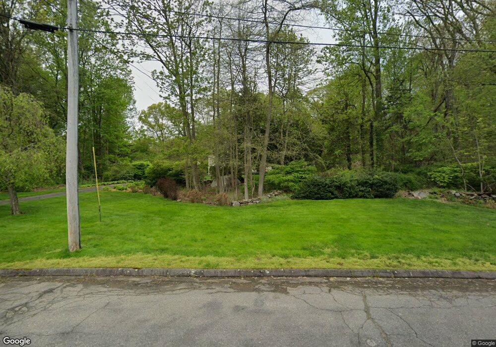 21 Arbutus Ln, Trumbull, CT 06611 - photo 1