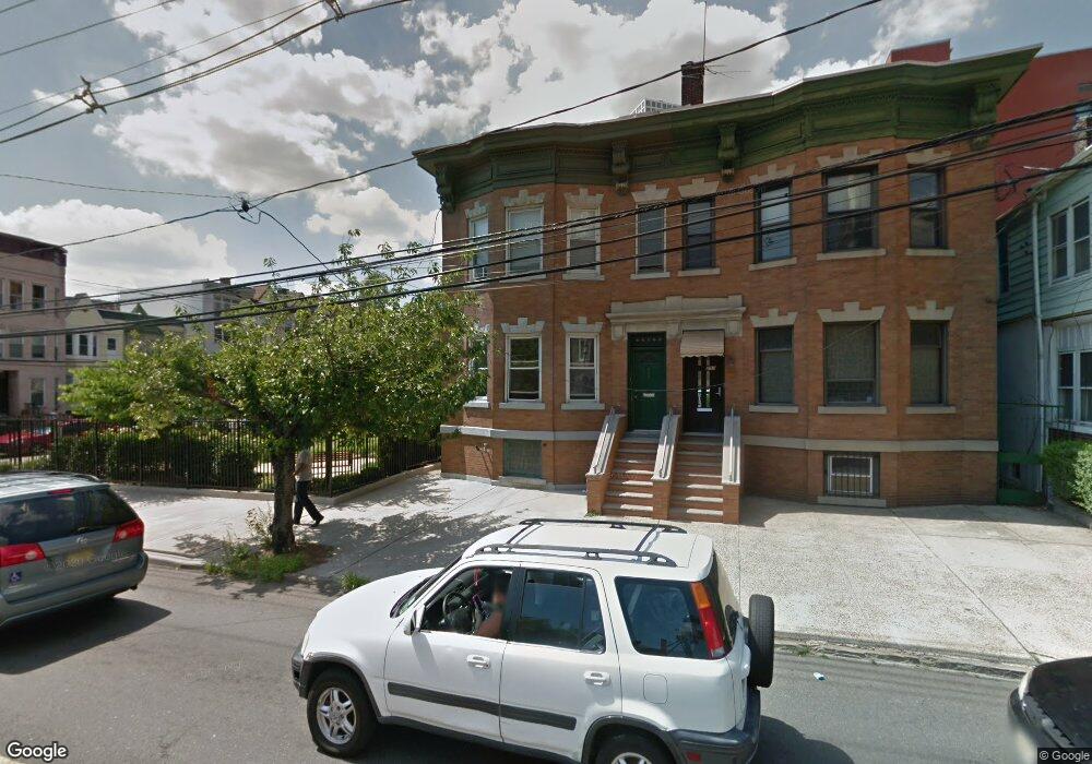 255 Baldwin Ave, Jersey City, NJ 07306 - photo 1