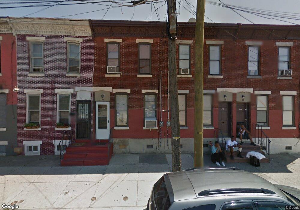 574 Chestnut St, Camden, NJ 08103 - photo 1
