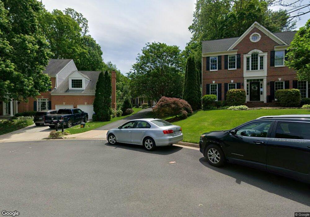 9209 Deveron Ct, Fairfax Station, VA 22039 - photo 1