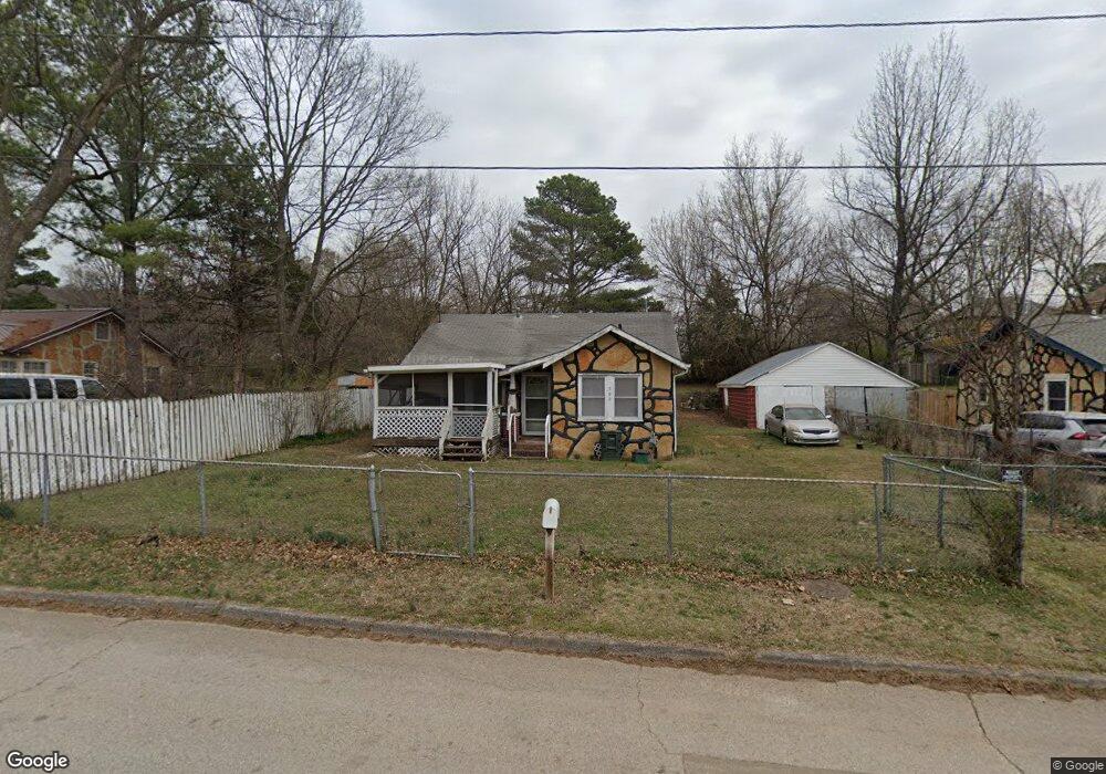 500 S Willow Ave, Fayetteville, AR 72701 - photo 1