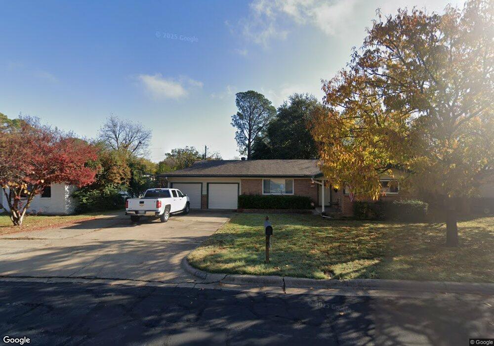 1132 Simpson Dr, Hurst, TX 76053 - photo 1