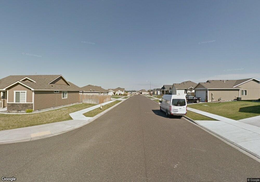 2403 S Quillan St, Kennewick, WA 99338 - photo 1