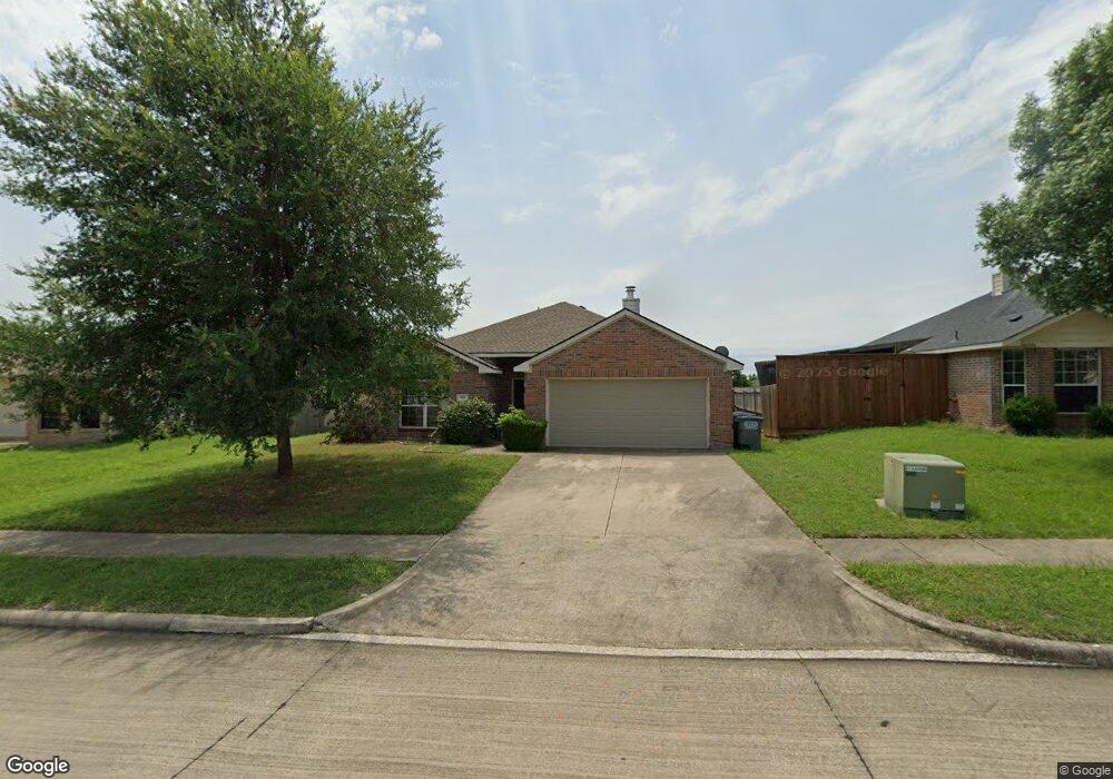 316 Lake Texoma Dr, Wylie, TX 75098 - photo 1